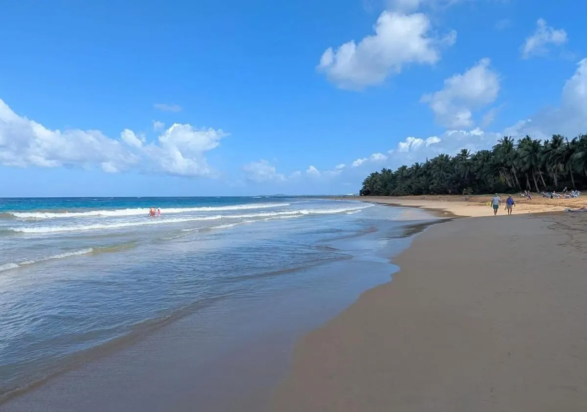 Casa Fortuna Vacation Home Near Luquillo Beach